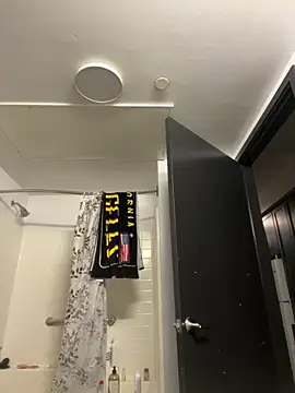 Snapshot of MrDickUdown24_7 chatting on February 16, 5:09 pm MrDickUdown24 7 online show from February 16, 5:09 pm