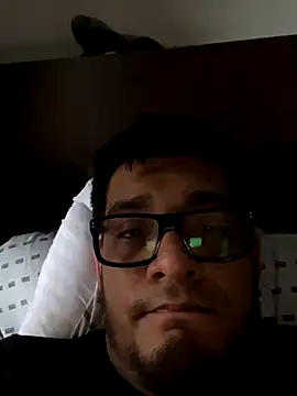 Snapshot of Diegoarb chatting on October 31, 9:38 pm Diegoarb online show from October 31, 9:38 pm