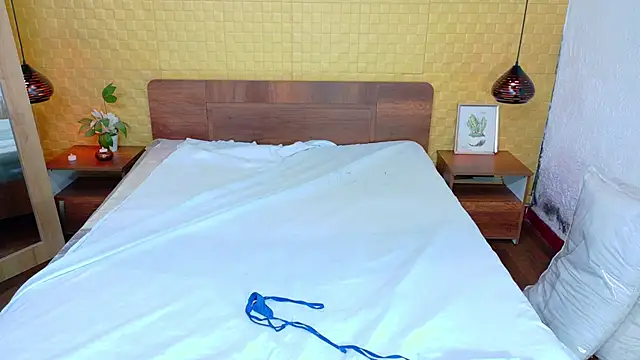 Mrs booty online show from January 12, 2:30 pm