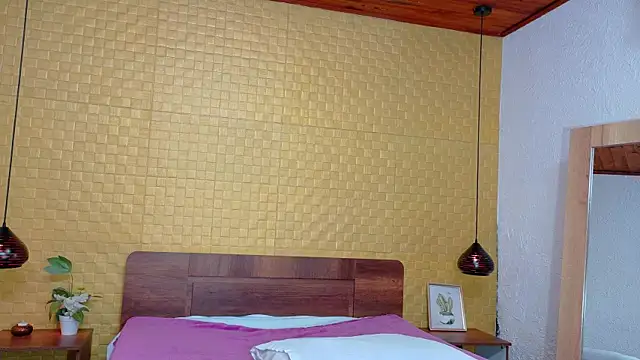 Mrs booty online show from March 7, 2:01 pm