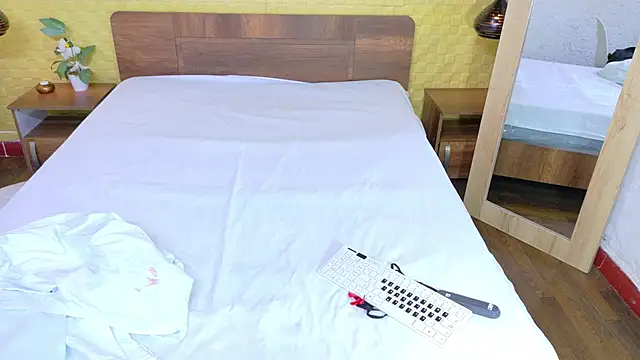 Mrs booty online show from October 7, 2:14 pm