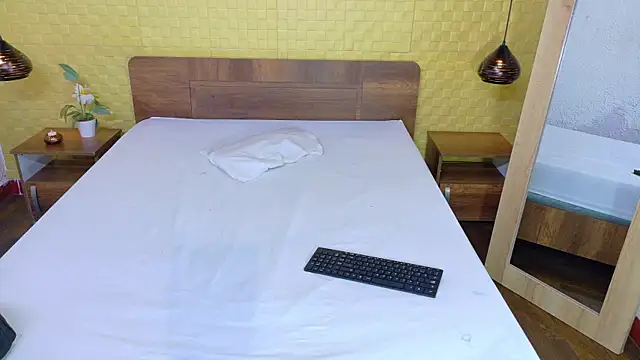 Mrs booty online show from January 9, 3:15 pm