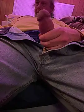 Helmut1971 online show from April 8, 6:02 am