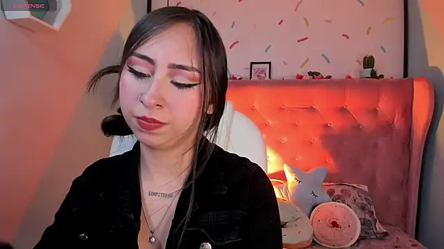  cloe martinez online show from February 1, 9:29 pm