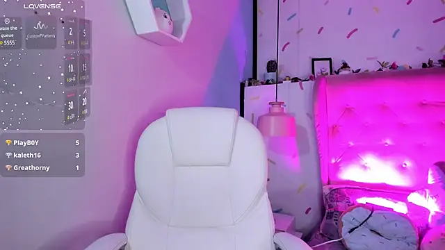  cloe martinez online show from March 22, 12:06 am