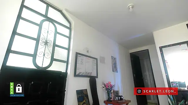 Snapshot of Scarletleon77 chatting on March 4, 4:35 pm Scarletleon77 online show from March 4, 4:35 pm