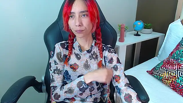 Erika Stevens online show from May 25, 3:18 pm