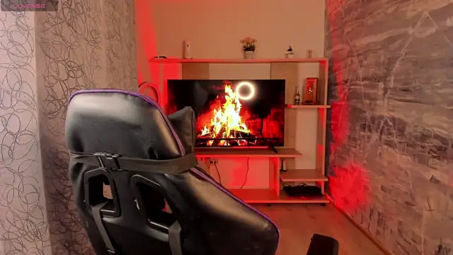 JacksonMuller  online show from March 13, 1:51 pm