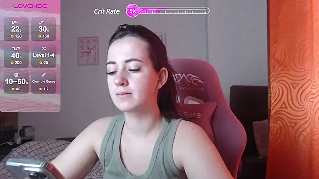 Snapshot of SweetieKendl chatting on February 13, 8:17 am SweetieKendl online show from February 13, 8:17 am