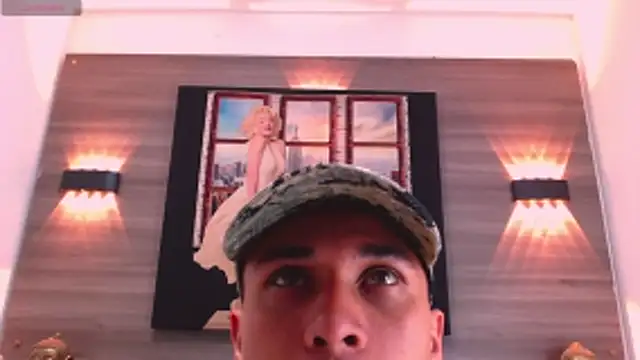 Snapshot of jeic_18 chatting on November 3, 12:39 pm jeic 18 online show from November 3, 12:39 pm