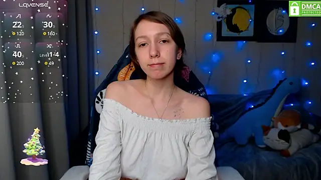 Snapshot of LeahGottty chatting on December 11, 2:22 pm LeahGottty online show from December 11, 2:22 pm