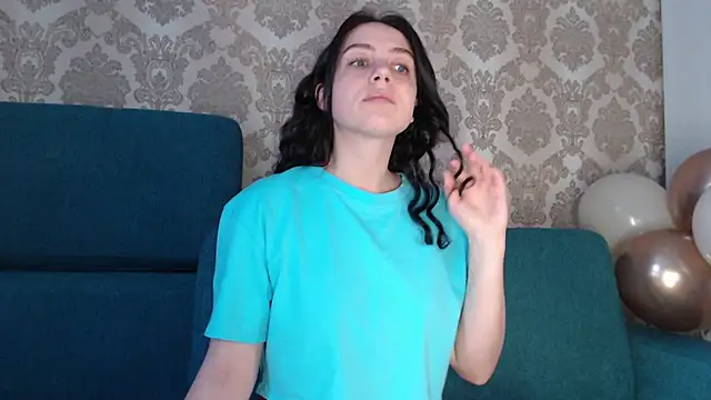 Louise Lavender online show from March 3, 10:28 am