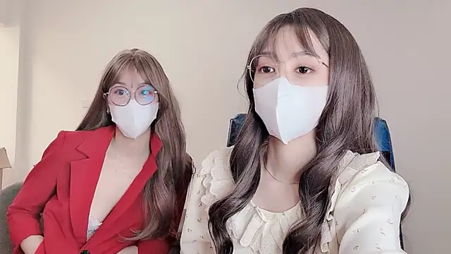 Snapshot of Mono-Stewardesss chatting on January 2, 5:57 am Mono-Stewardesss online show from January 2, 5:57 am