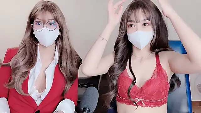 Snapshot of Mono-Stewardesss chatting on January 8, 2:03 pm Mono-Stewardesss online show from January 8, 2:03 pm