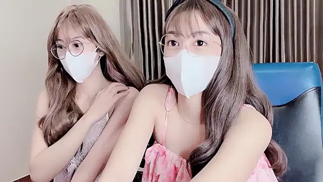 Snapshot of Mono-Stewardesss chatting on March 1, 11:17 am Mono-Stewardesss online show from March 1, 11:17 am