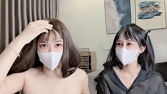 Snapshot of Mono-Stewardesss chatting on October 11, 7:40 am Mono-Stewardesss online show from October 11, 7:40 am