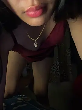 Snapshot of Sexy-Varsha chatting on February 4, 6:38 pm Sexy-Varsha online show from February 4, 6:38 pm