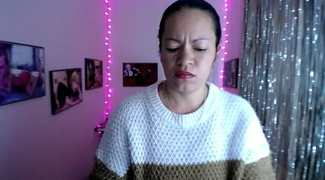 Cristal w online show from February 18, 3:10 pm