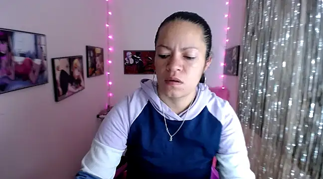 Cristal w online show from February 25, 12:13 pm