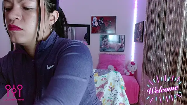 Cristal w online show from September 12, 1:00 pm