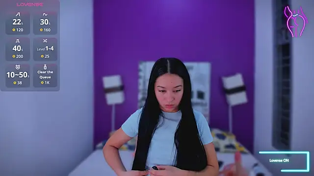 Lila Pinky online show from September 17, 2:30 pm