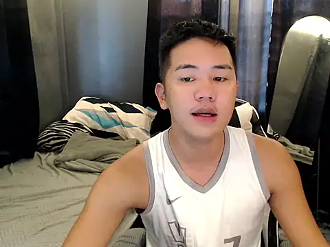 Snapshot of xgregor07 chatting on October 10, 2:10 am xgregor07 online show from October 10, 2:10 am