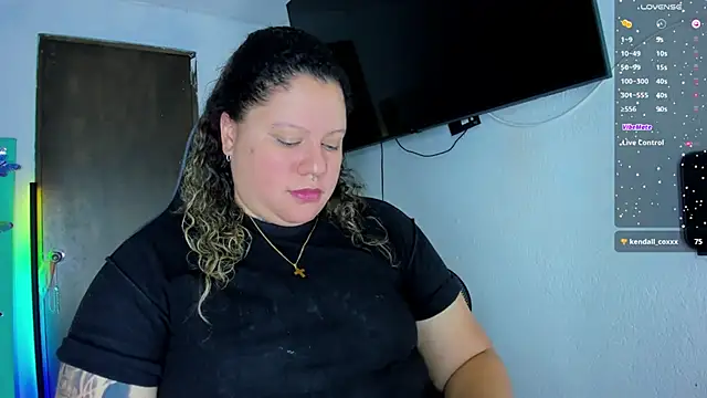 mariana maze online show from December 7, 1:58 am