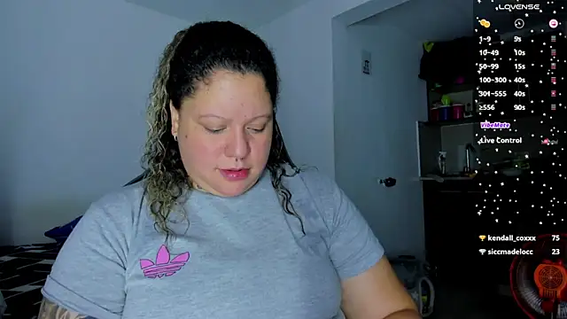 mariana maze online show from December 20, 4:42 am