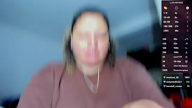 mariana maze online show from January 19, 8:07 am