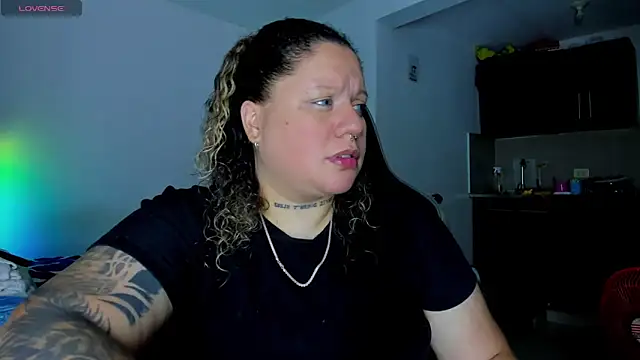 mariana maze online show from February 3, 7:51 am