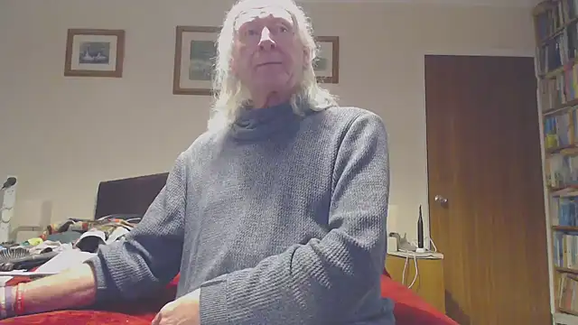 WaverlyKernow online show from February 1, 9:08 am