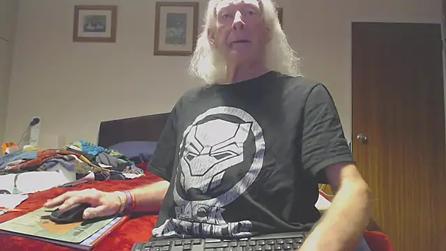 WaverlyKernow online show from February 18, 9:05 am