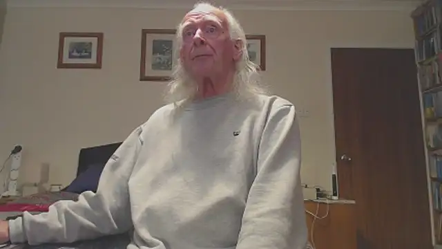 WaverlyKernow online show from March 28, 4:39 pm