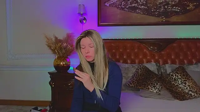 Real Tini online show from February 8, 6:17 am