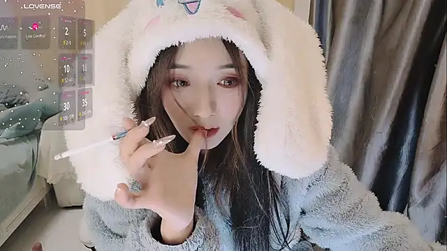 Snapshot of Ti_amo_UU chatting on February 6, 7:07 pm Ti amo UU online show from February 6, 7:07 pm