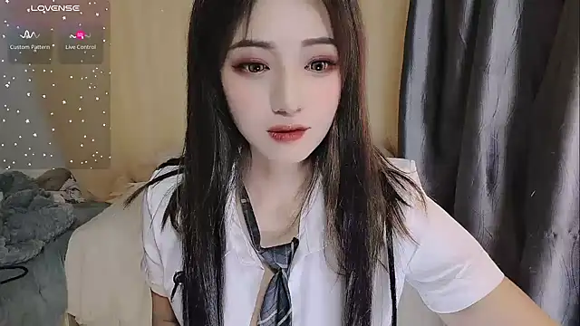 Snapshot of Ti_amo_UU chatting on February 8, 10:50 am Ti amo UU online show from February 8, 10:50 am