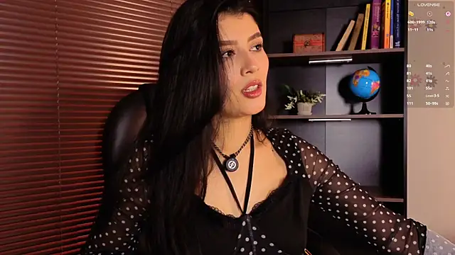 missatenea online show from May 28, 1:08 pm