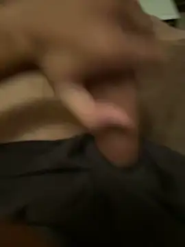 Snapshot of SuperHardBoy12 chatting on February 18, 12:26 am SuperHardBoy12 online show from February 18, 12:26 am