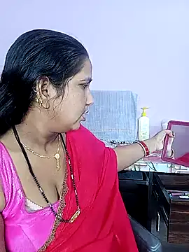 reemacouple007 online show from April 7, 4:46 am