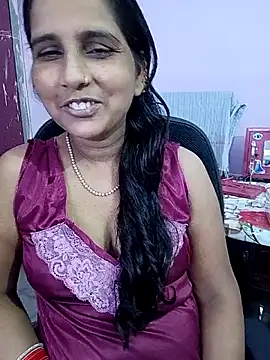 reemacouple007 online show from July 1, 4:58 am