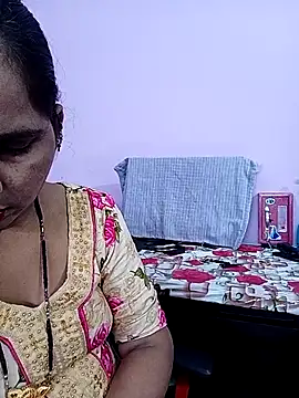 reemacouple007 online show from July 4, 6:14 pm