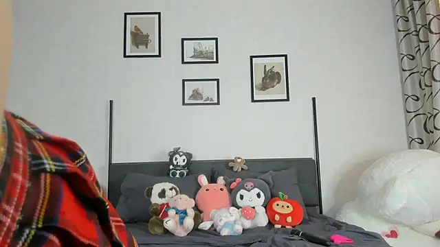 dolly ll online show from March 18, 1:20 pm