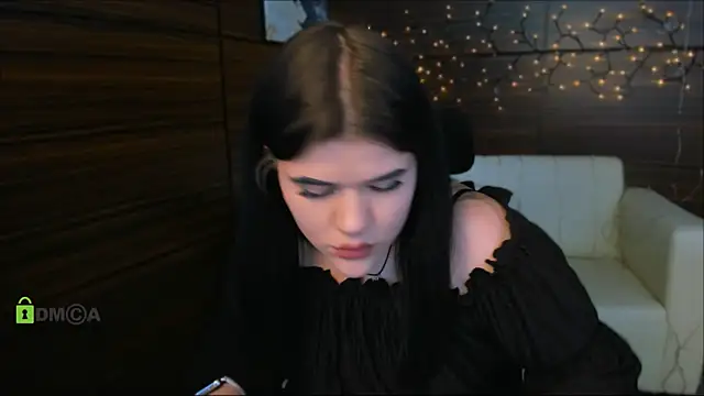 Snapshot of dilara_best chatting on February 10, 1:44 pm dilara best online show from February 10, 1:44 pm