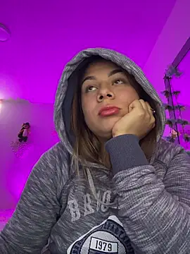 little tifanny82 online show from November 11, 4:51 pm