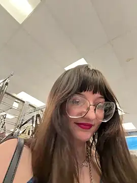 urpuppymoon online show from March 10, 6:35 pm