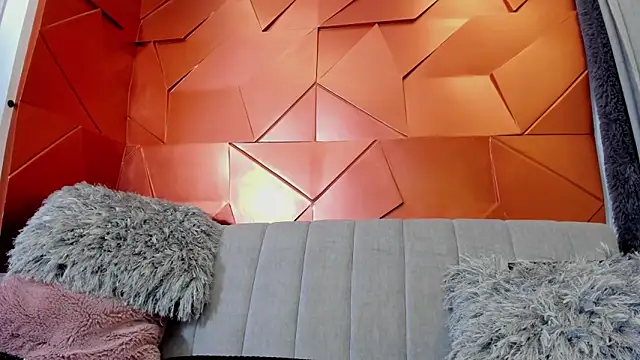 Snapshot of Alexxxholy chatting on March 17, 1:50 pm Alexxxholy online show from March 17, 1:50 pm