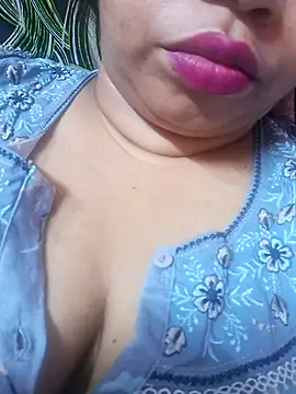 Snapshot of Ravina_patil1 chatting on September 27, 9:42 pm Ravina patil1 online show from September 27, 9:42 pm