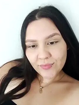 Snapshot of Ariakris chatting on November 17, 1:33 am Ariakris online show from November 17, 1:33 am