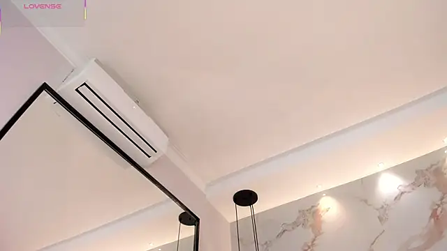 SteffanyBeck online show from April 11, 2:21 pm