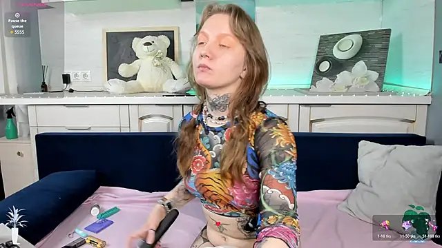 Mary Xextra online show from April 27, 9:29 am